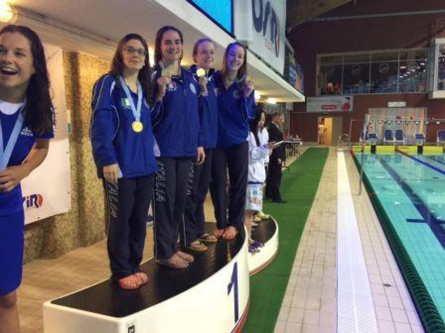 images/documenti/nuoto_pinnato/documenti2017/medium/staffetta 4 x 100 np femminile olsztyn 2017 web.jpg